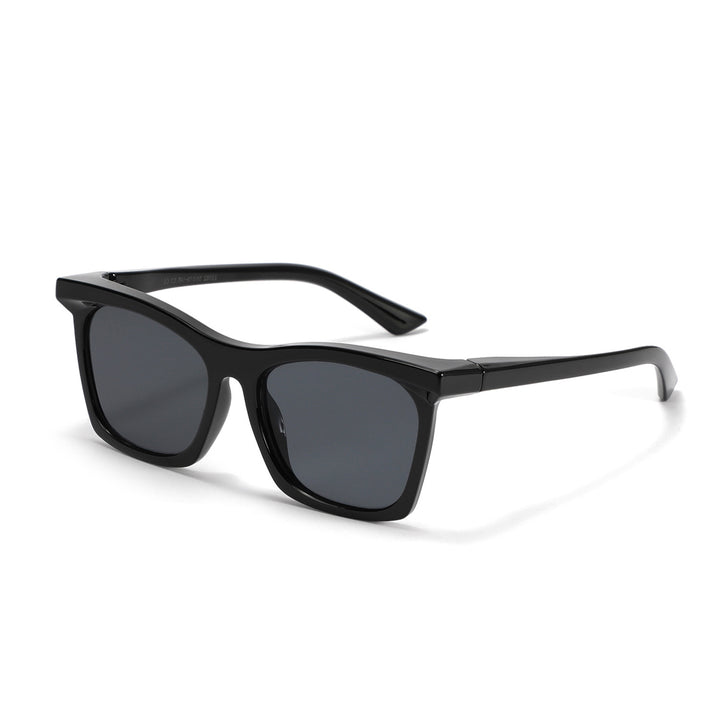 Women's fashionable sunglasses in trendy frame Bowlift