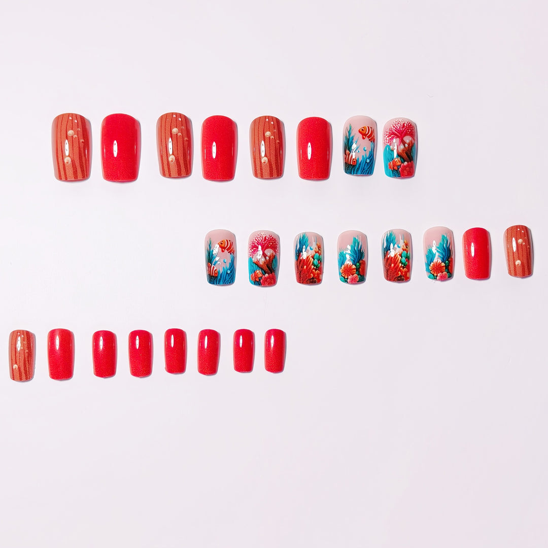 Artistic Underwater-Themed Nail Art Bowlift
