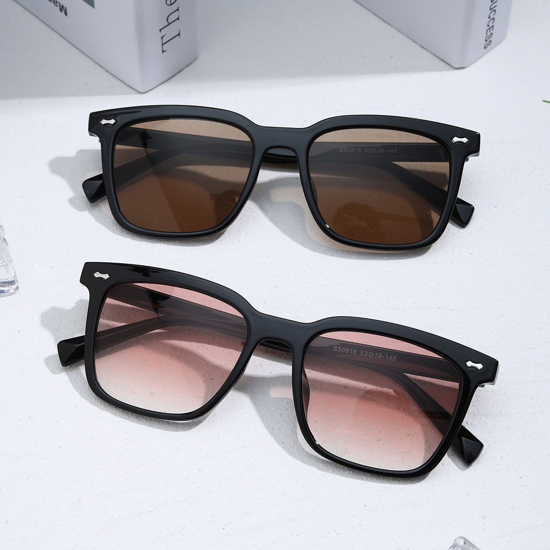 Ladies square sunglasses with elegant tortoiseshell frame Bowlift