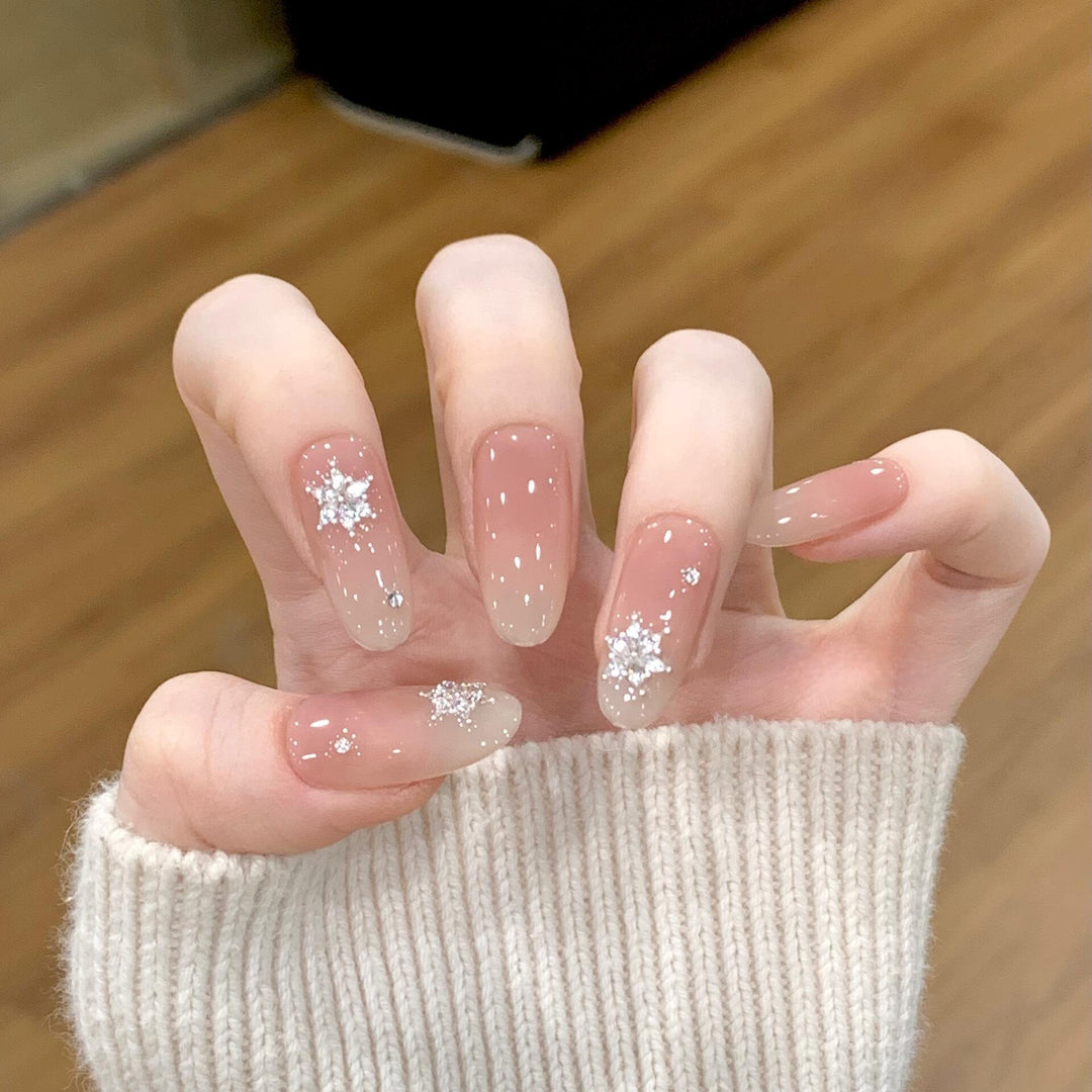 Artificial nails with shimmering effect and elegant star motif Bowlift