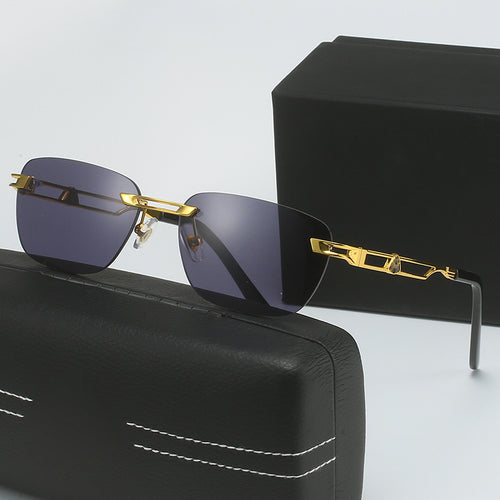 Women Designer Sunglasses with Elegant Metal Frame Bowlift
