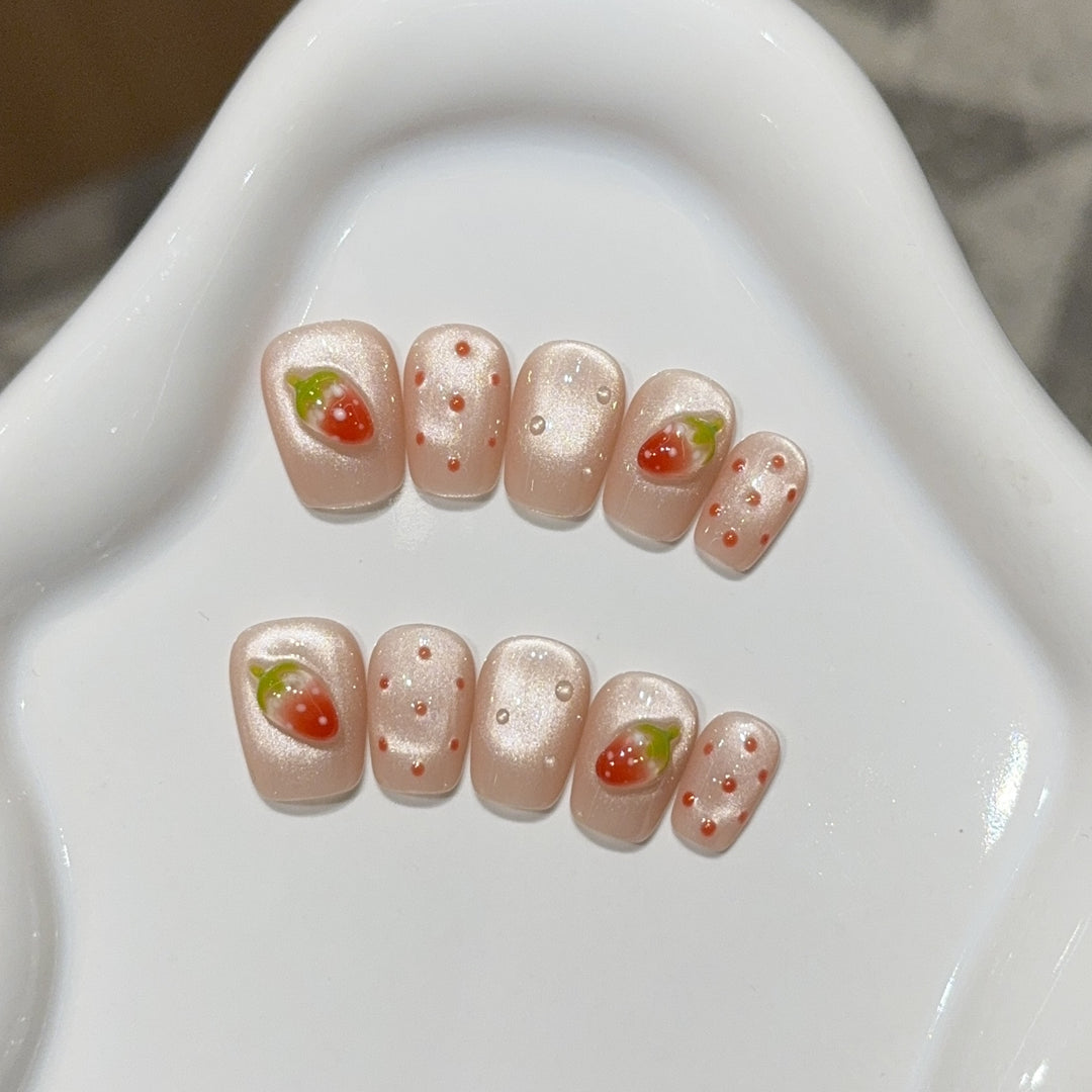 Artificial nails with romantic floral designs Bowlift