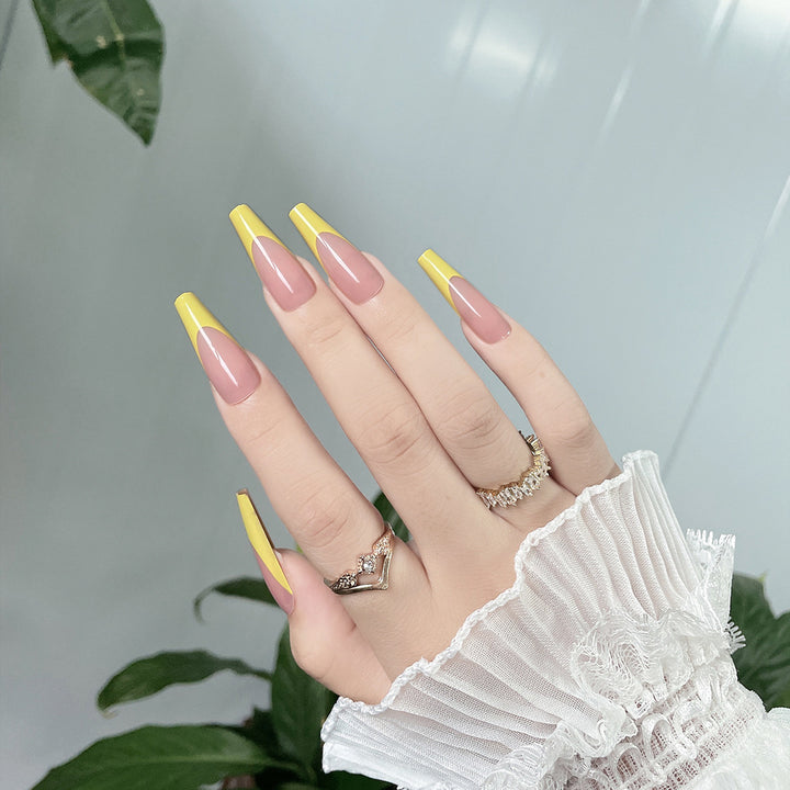 Elegant Stiletto Press-On Nail Set with Two-Tone Design Bowlift