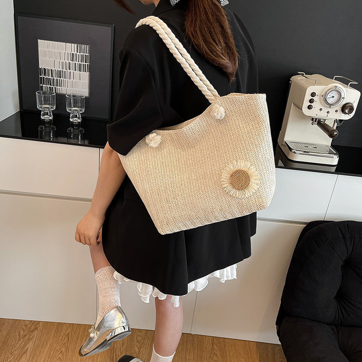 Decorative Floral Embellished Beach Tote Bag Bowlift