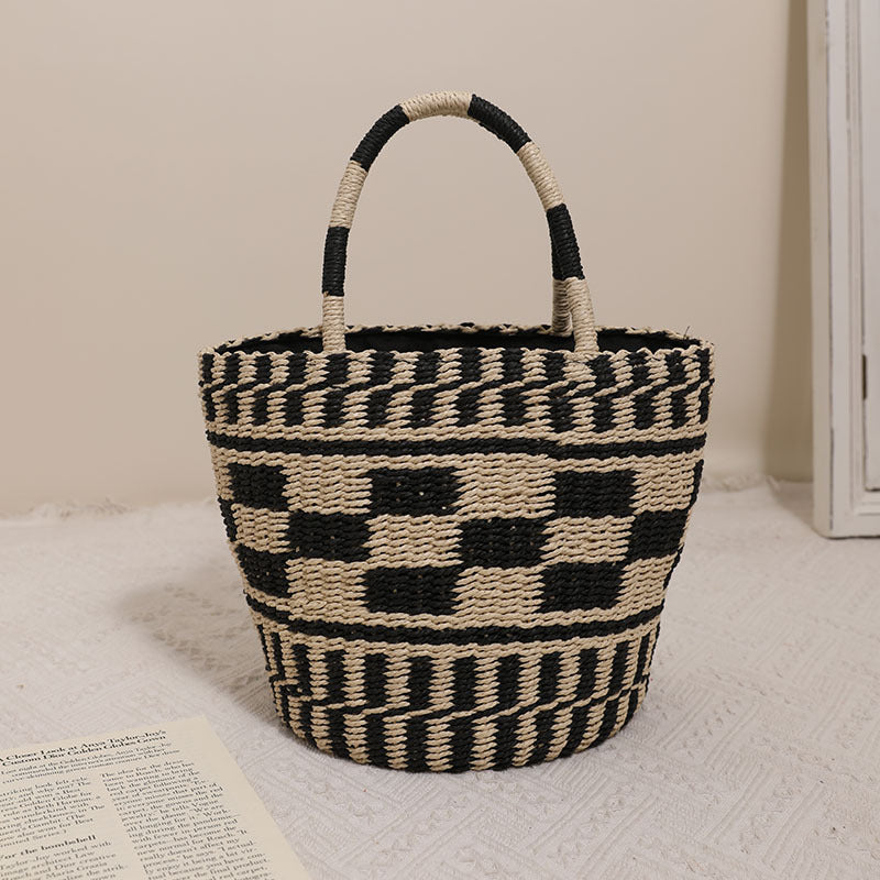 Handcrafted basket bag with modern geometric pattern Bowlift