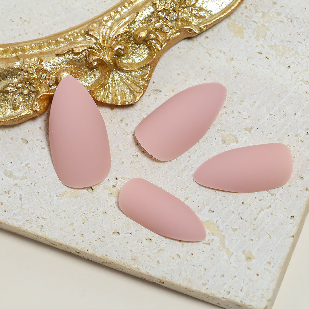 Professional Almond-Shaped Press-On Nail Tips Bowlift