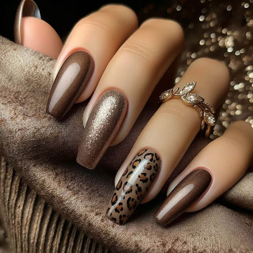 Trendy Press-On Nail Set Bowlift