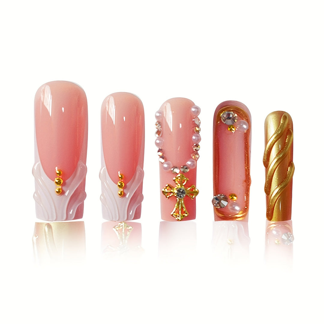 Glamorous Press-On Nail Set Bowlift
