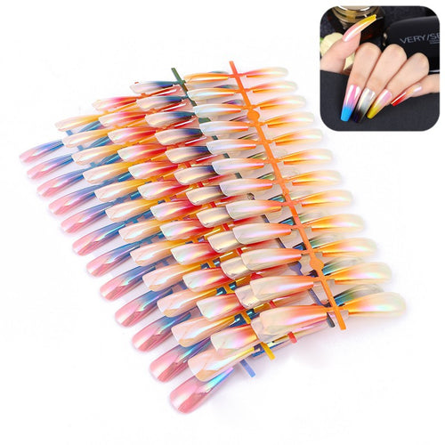 Artificial nails in elegant pearl shimmer Bowlift