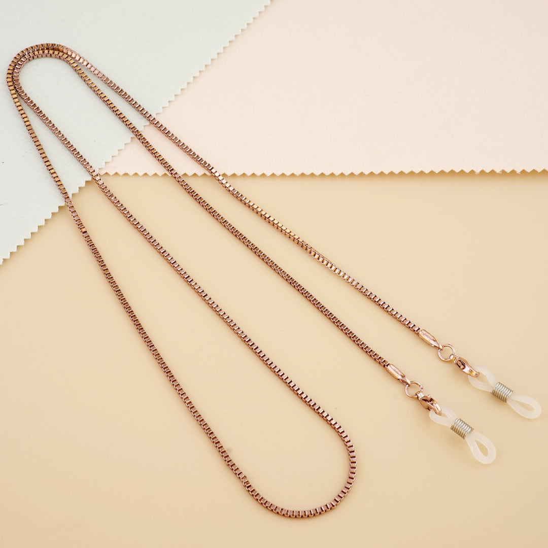 Sleek Metal Eyewear Chain Bowlift