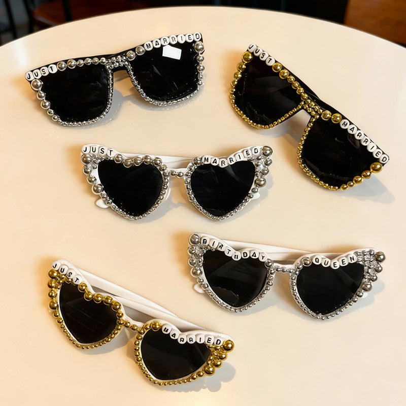 Decorative Heart-Shaped Party Sunglasses Bowlift