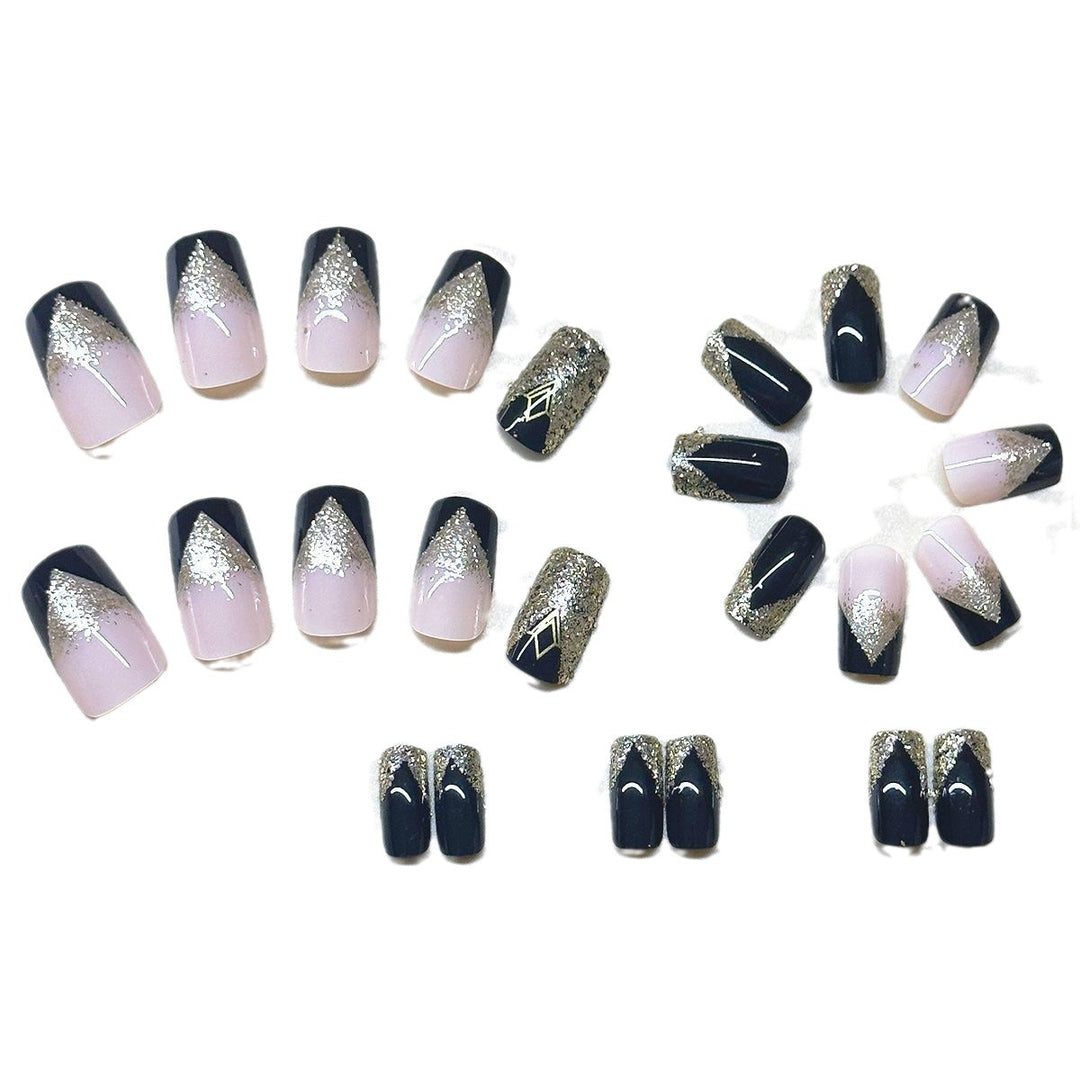 Glamorous Nail Art Extensions Bowlift