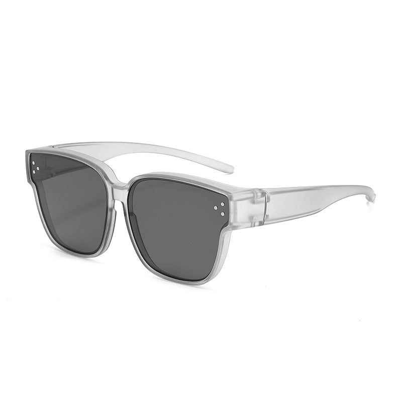 Ladies Fashion Sunglasses in clear lines design with high UV protection Bowlift