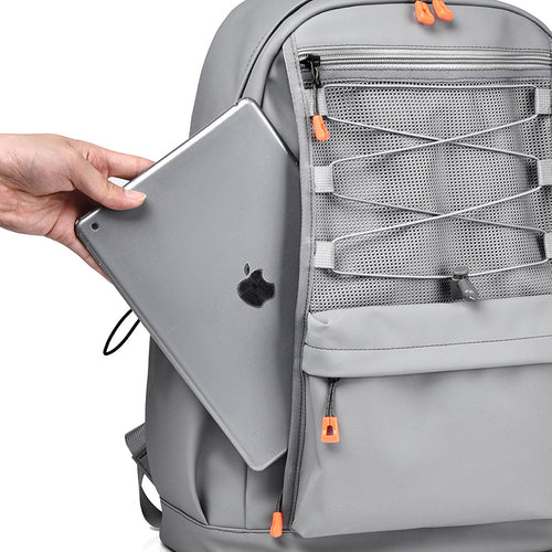 High-Functionality Outdoor Backpack Bowlift