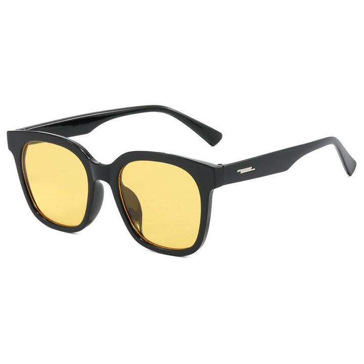 Women's sunglasses with a modern, angular plastic frame Bowlift