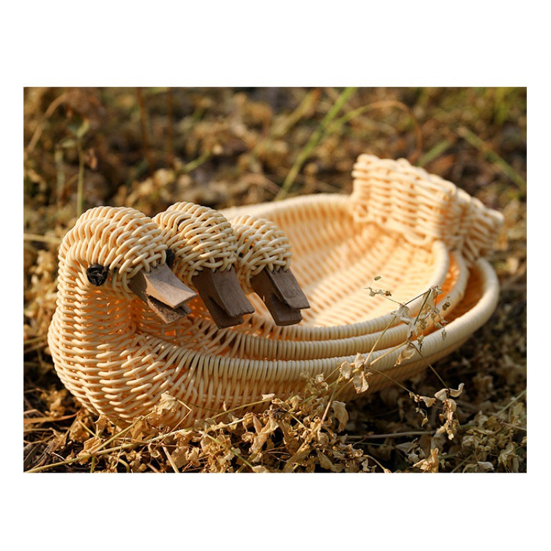 Unisex Braided Decoration Basket in Duck Shape Bowlift