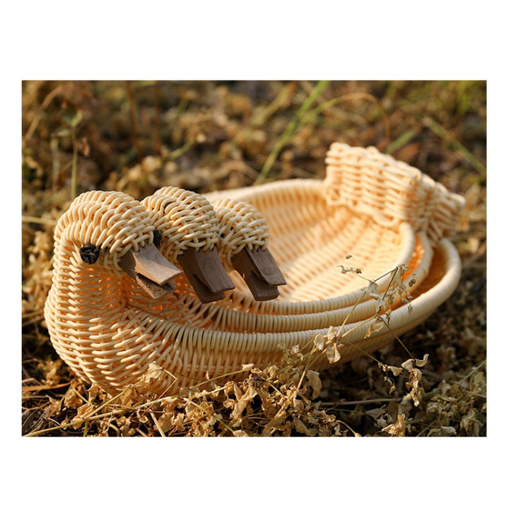 Unisex Braided Decoration Basket in Duck Shape Bowlift