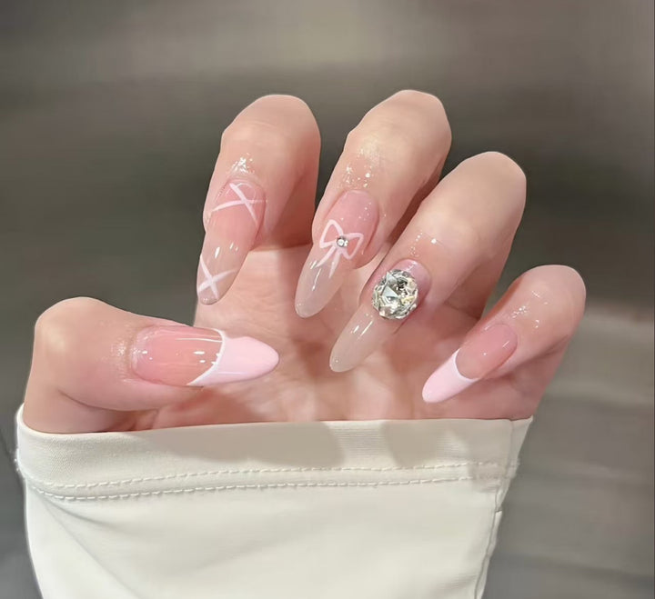 Decorative Press-On Nail Art Bowlift