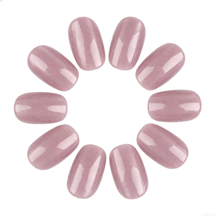 Glamorous and Shimmering Artificial Nails Bowlift