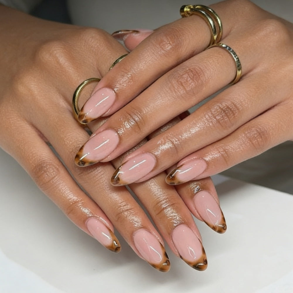 Chic Almond-Shaped Press-On Nail Set Bowlift