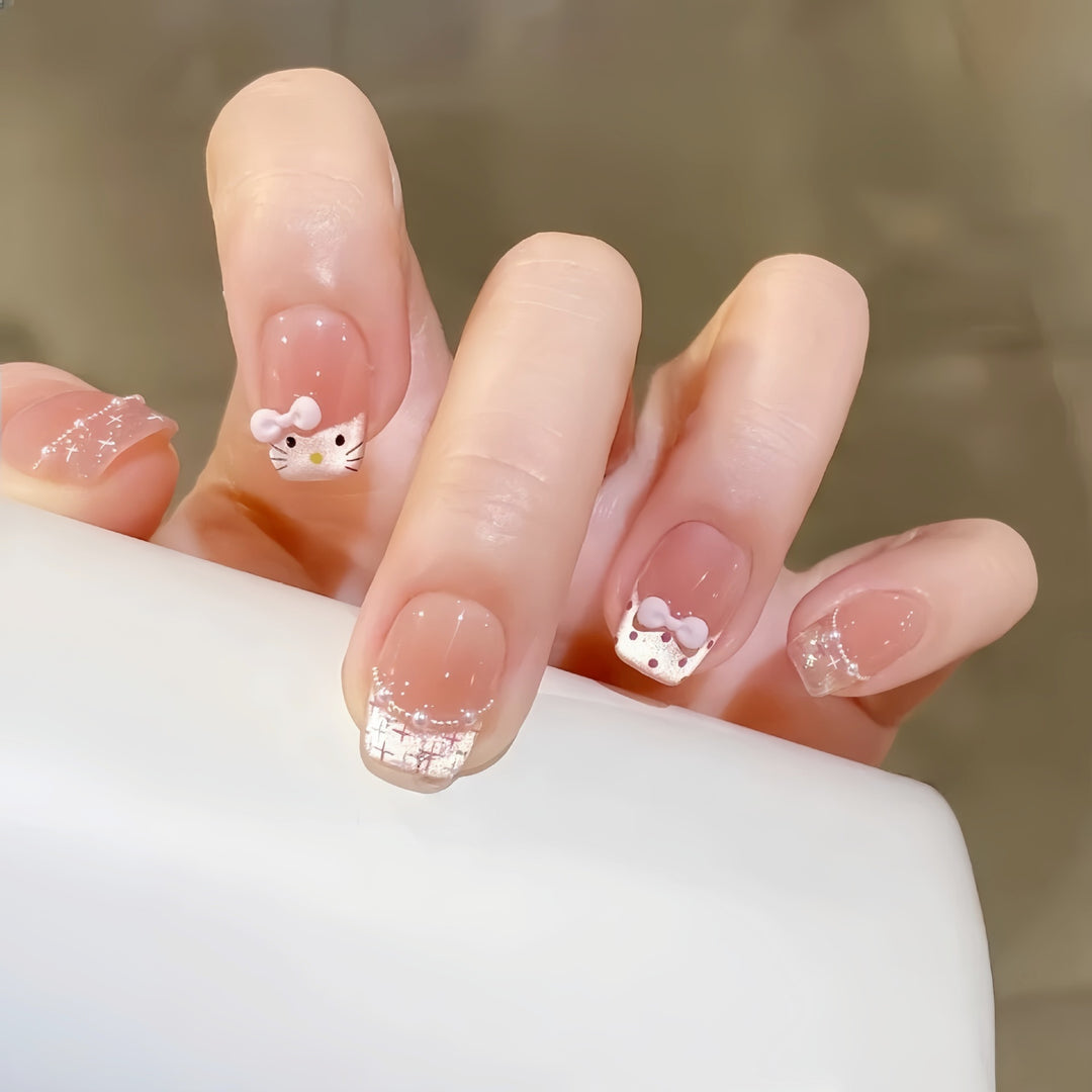 Artificial Nail Art Tips with Playful Design Bowlift