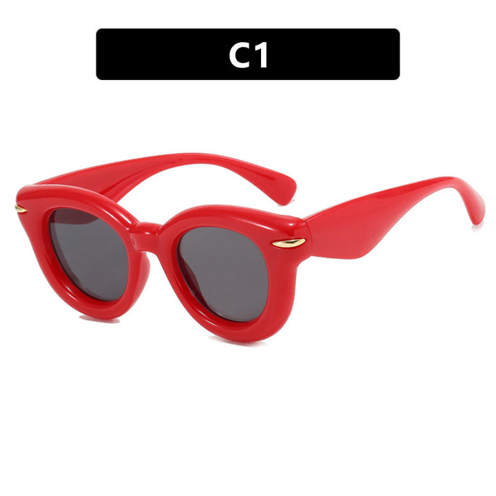 Women Cat-Eye Sunglasses with extravagant frame and protective UV protection Bowlift