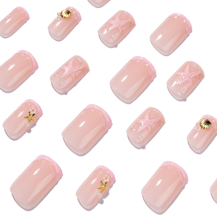 Artistic Nail Art with Maritime Design Bowlift