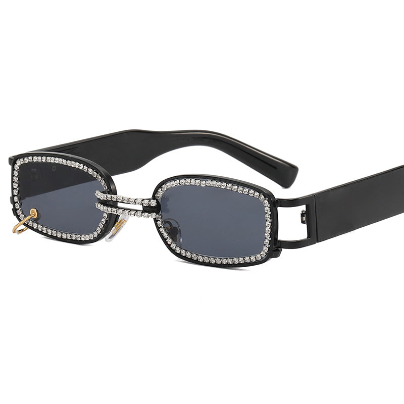 Women's stylish sunglasses with sparkling crystal frame Bowlift