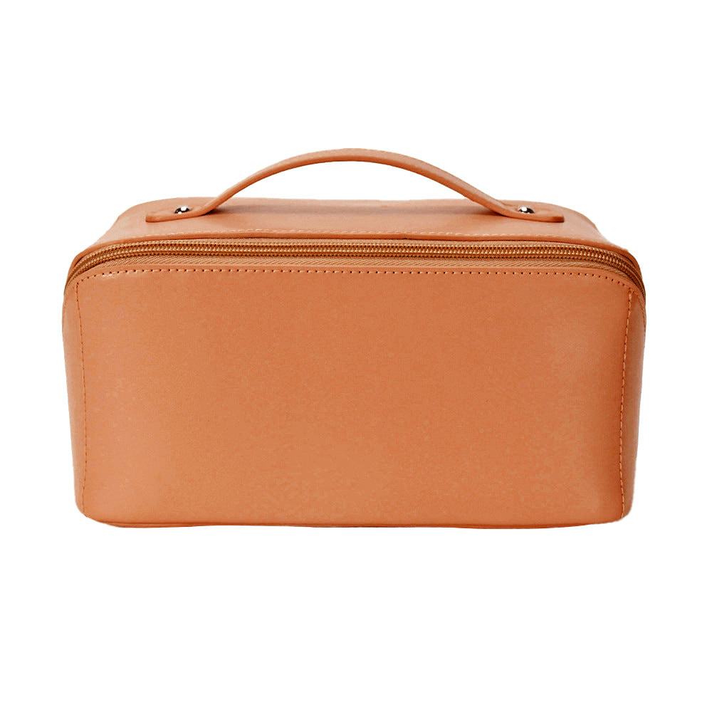 Luxurious cosmetic bag in minimalist design Bowlift