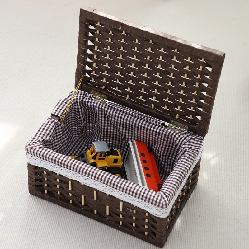 Rustic toy basket with checked pattern Bowlift