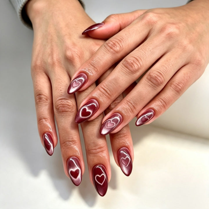 Artistic Heart Design Press-On Nails Bowlift