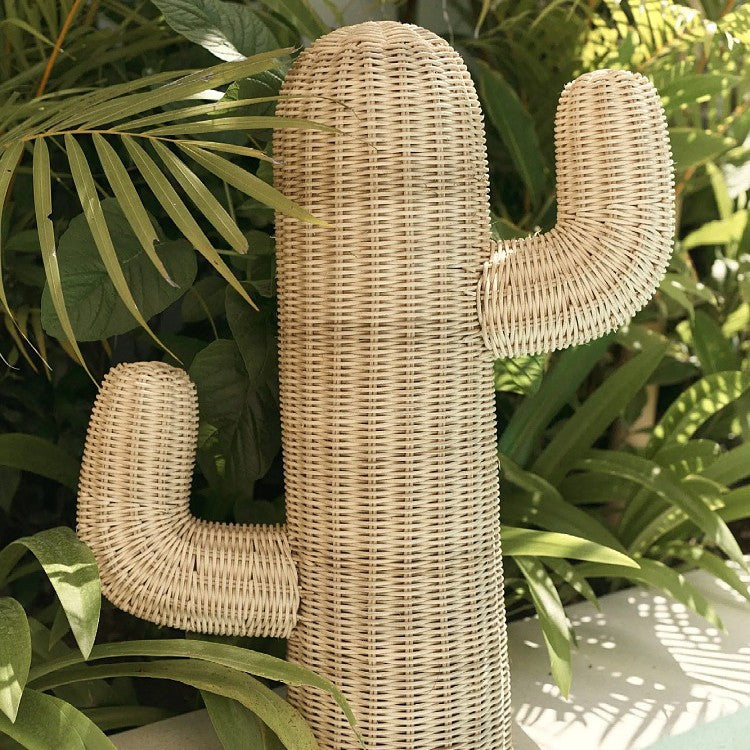 Decorative basket in the shape of a cactus Bowlift