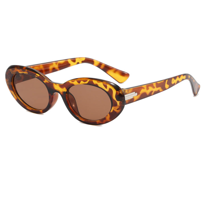 Ladies stylish sunglasses in extravagant design Bowlift