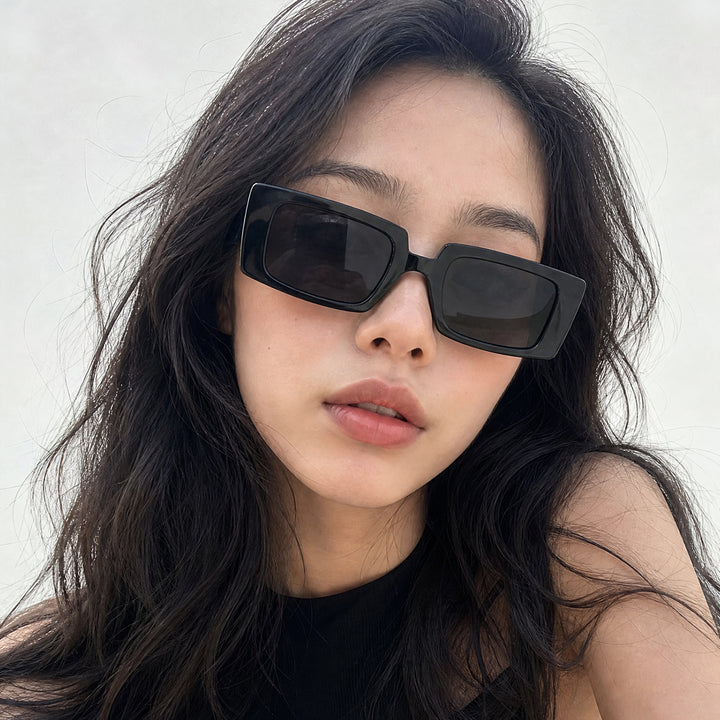 Women oversized sunglasses with fashionable frame Bowlift