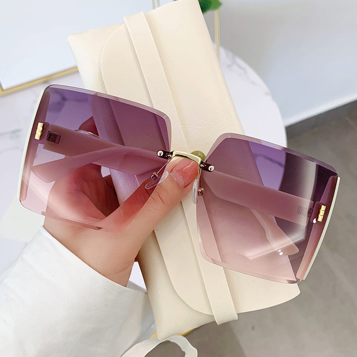 Women's oversized square sunglasses with UV protection Bowlift