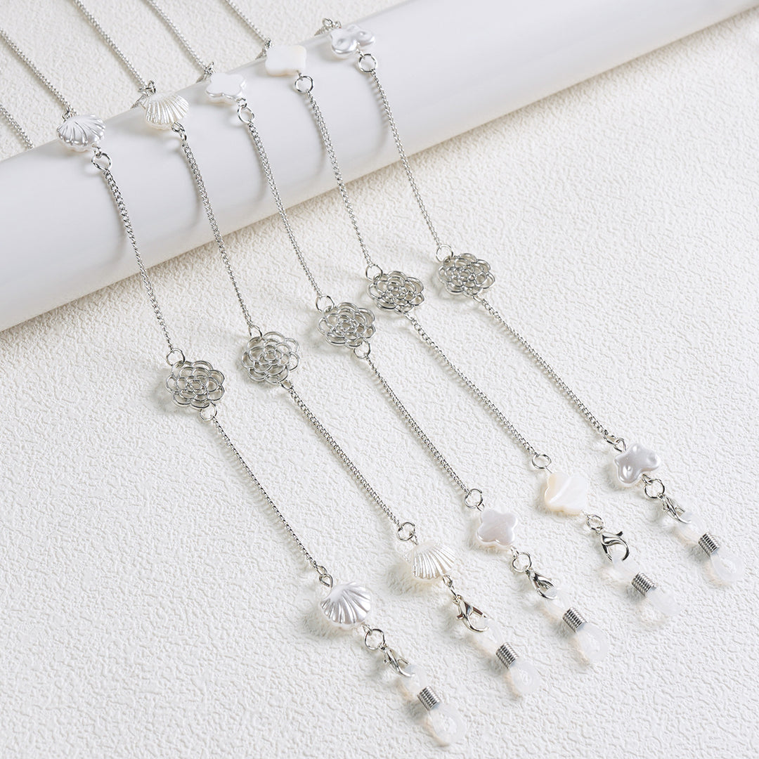 Elegant Floral Drop Earrings Bowlift