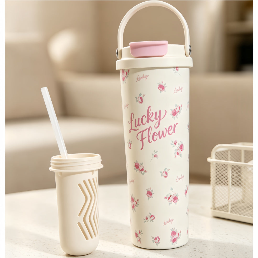 Insulated drinking bottle with integrated straw Bowlift
