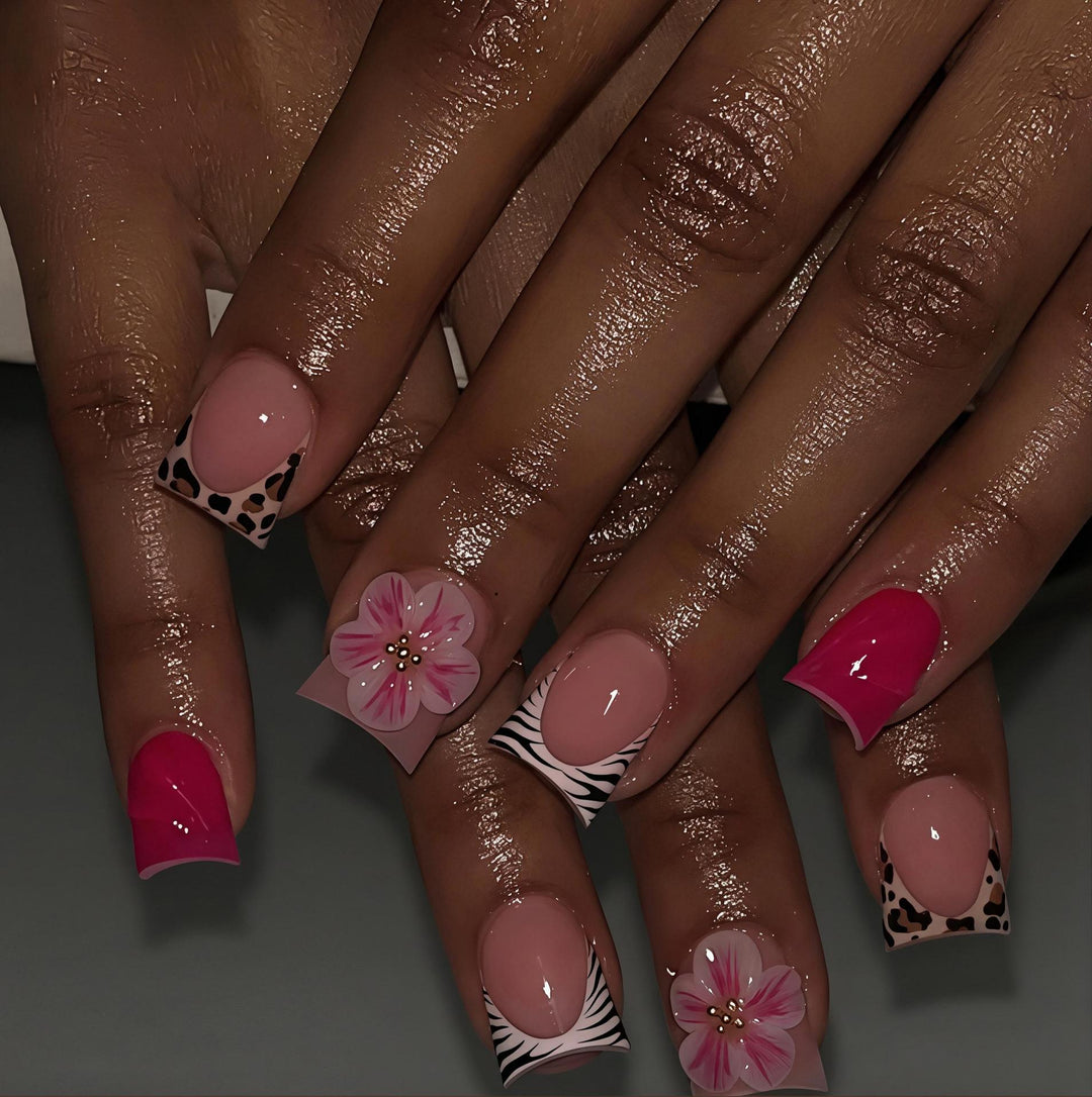 Decorative Floral Press-On Nail Art Set Bowlift
