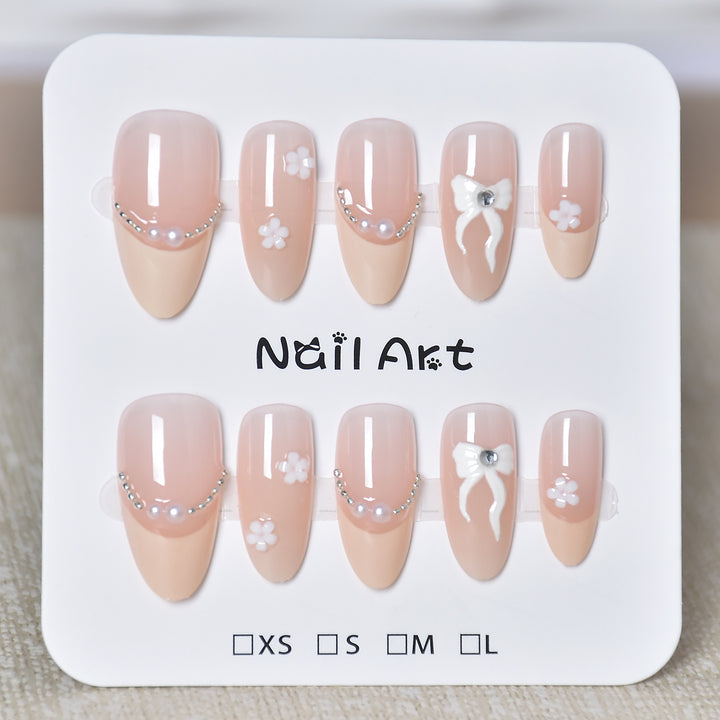 Elegant Floral Press-On Nail Art Bowlift