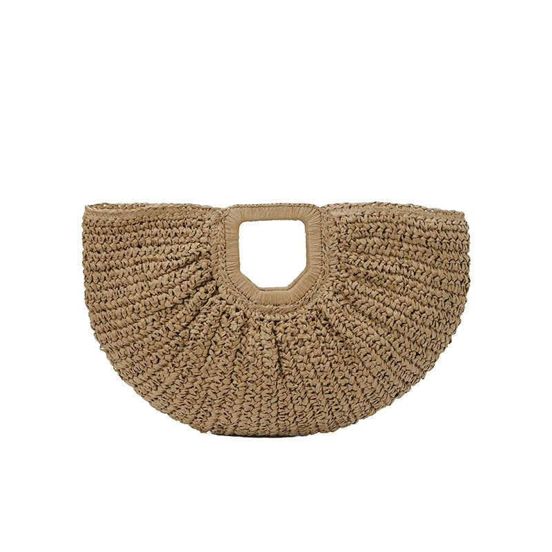 Handcrafted straw bag with elegant pleats Bowlift