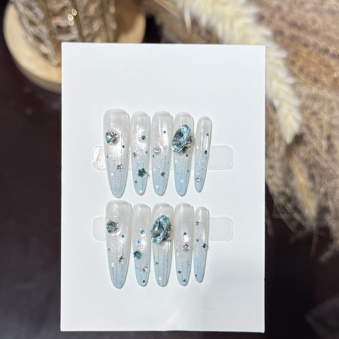 Glamorous Crystal Embellished Press-On Nails Bowlift