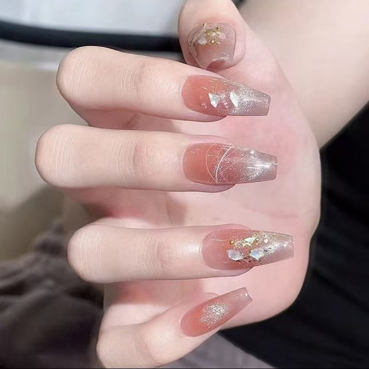 Artistic nails with glitter accents Bowlift