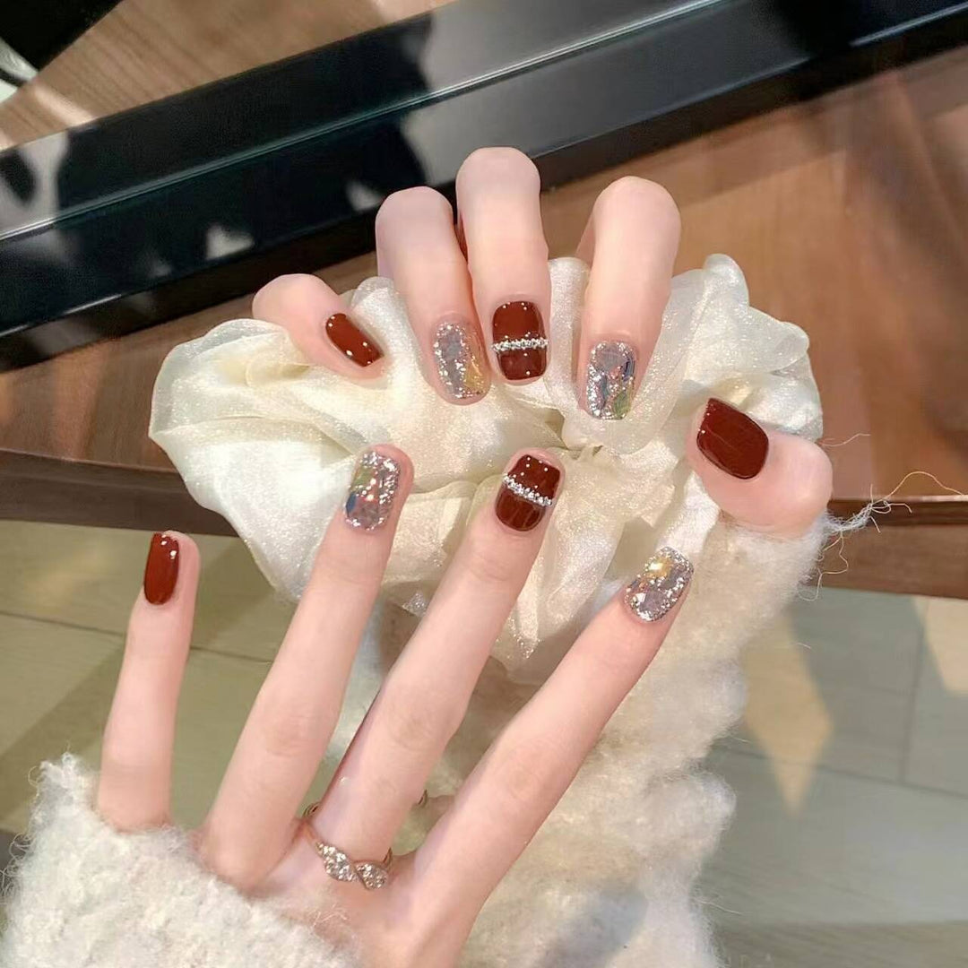 Artistic Nail Design with Decorative Elements Bowlift