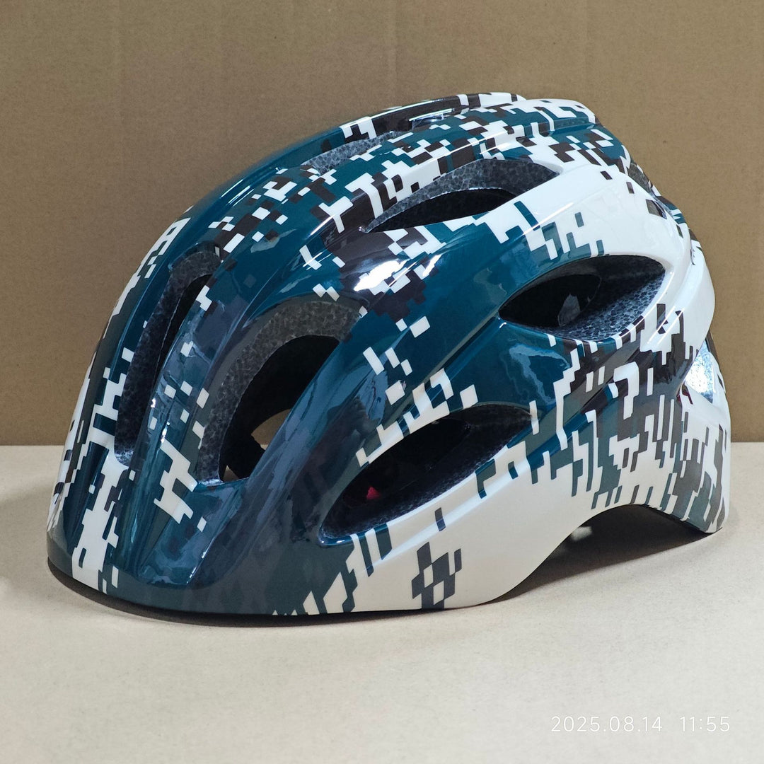 Lightweight Safety Bicycle Helmet Bowlift