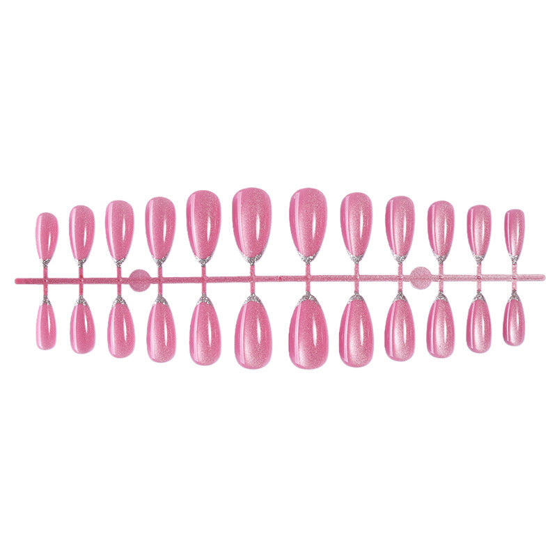 Artificial nail set with an elegant glitter finish and natural look Bowlift