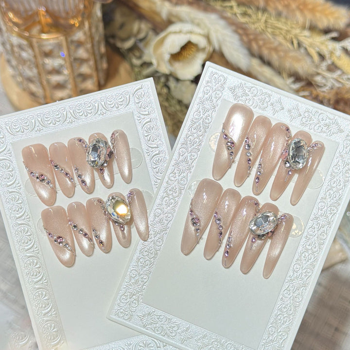 Glamorous Rhinestone-Embellished Stiletto Press-On Nails Bowlift