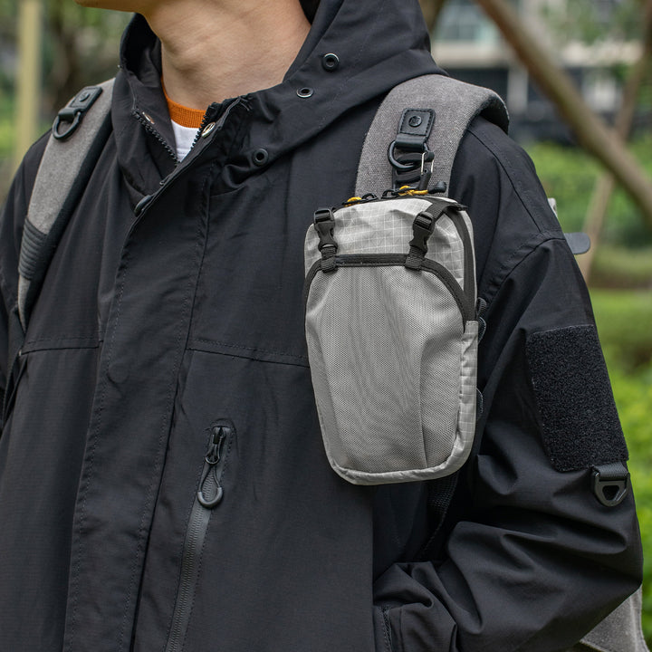 Wearable Smartphone Hip Bag with Adjustable Shoulder Strap Bowlift