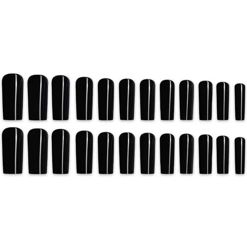 Artificial nail set with high-gloss, elegant tips Bowlift