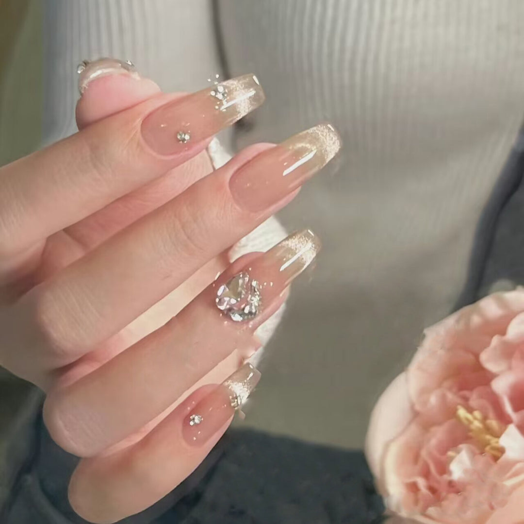 Decorative Press-On Nail Design Set Bowlift