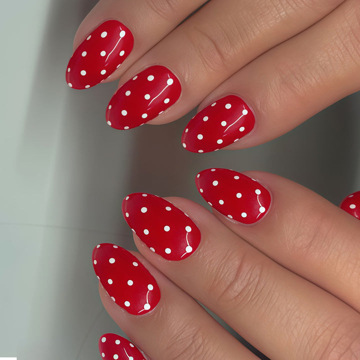 Playful Polka Dot Press-On Nail Art Design Bowlift